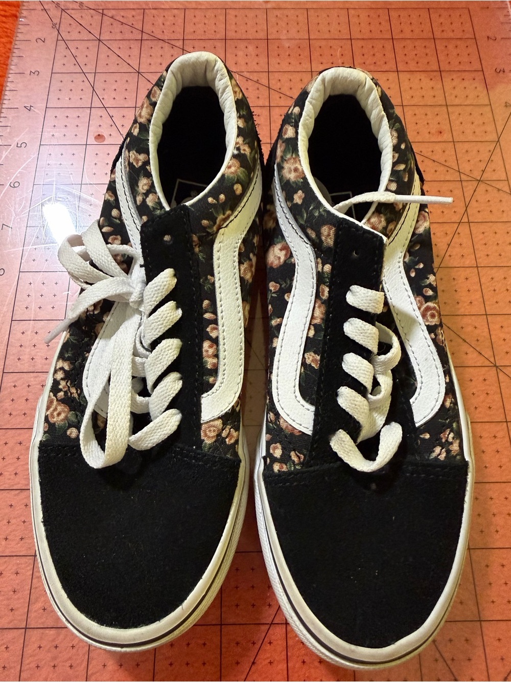 Vans Old Skool Kids 1.5 Black Floral White Suede Canvas Sneakers EUC